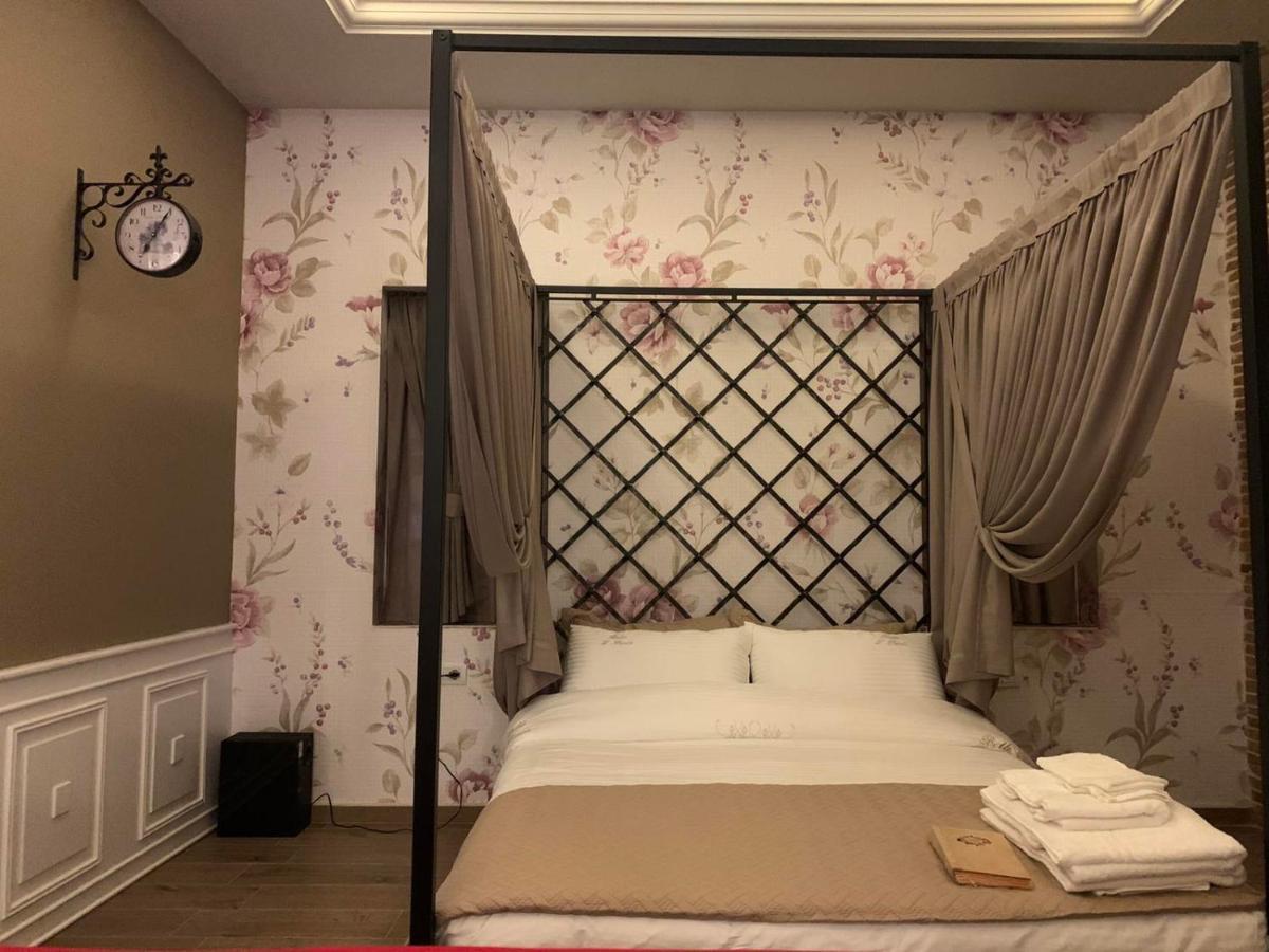 Belle, Littleparis Apartment Korce Luaran gambar